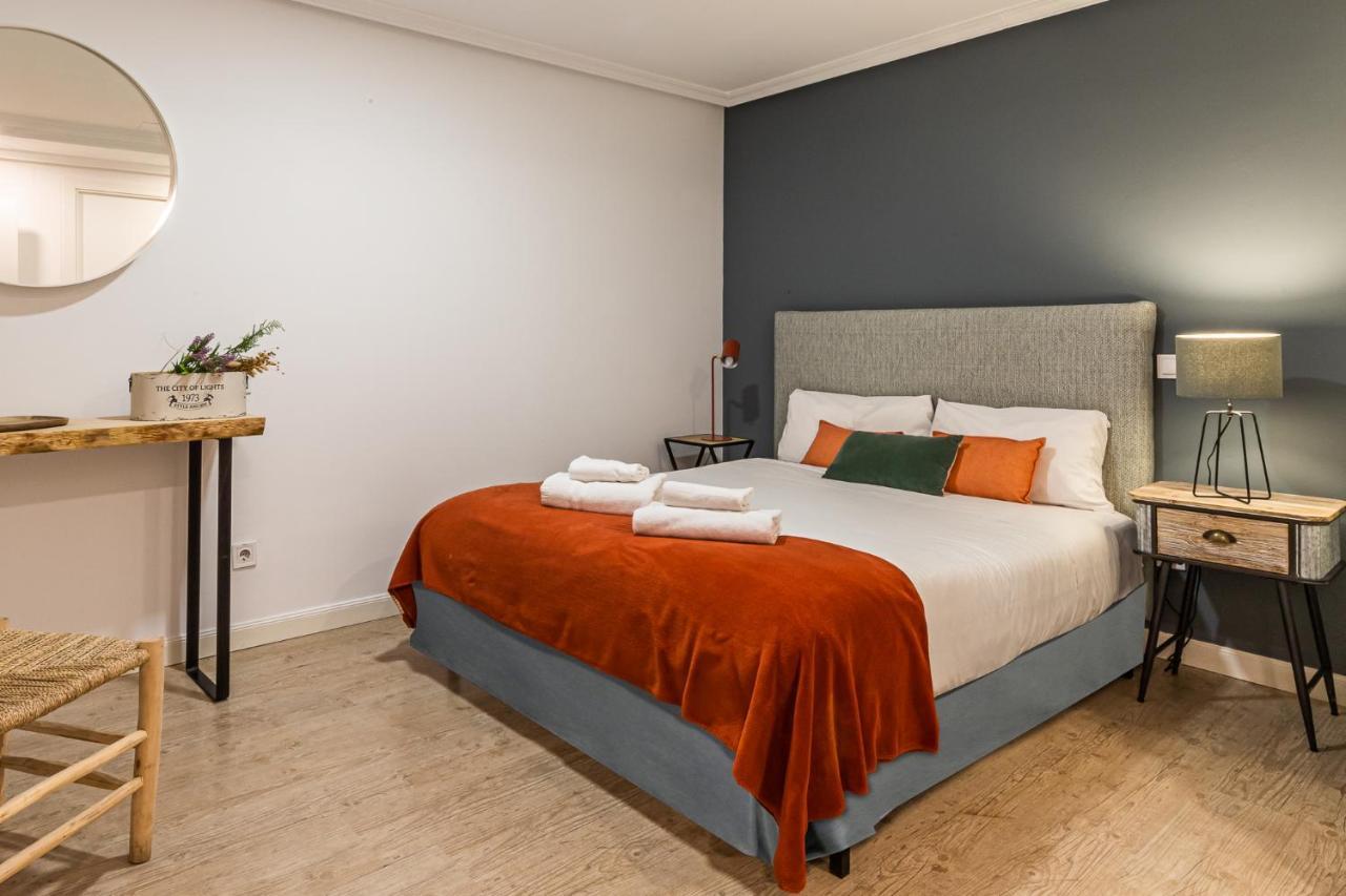 Queens Plaza Mayor I Madrid Exterior photo